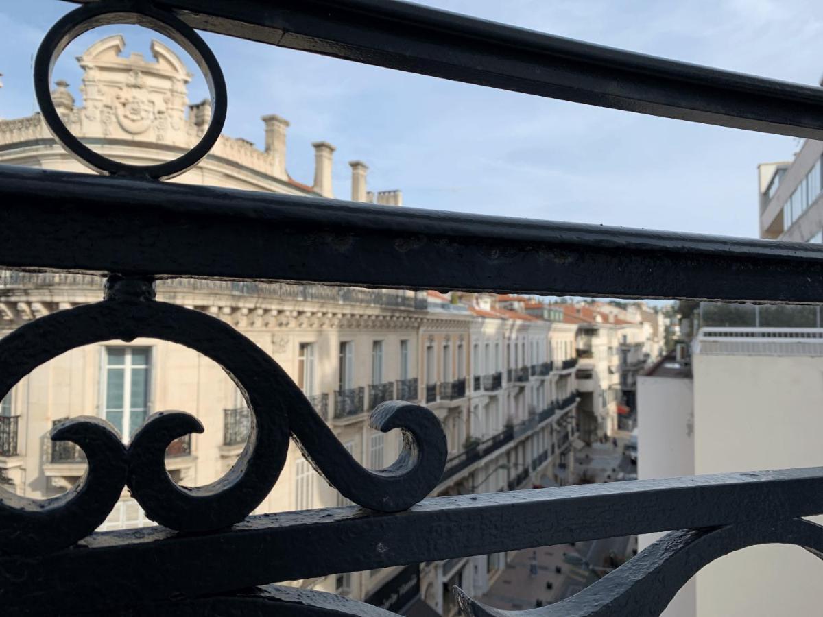 Hotel Le Canberra Cannes Bagian luar foto