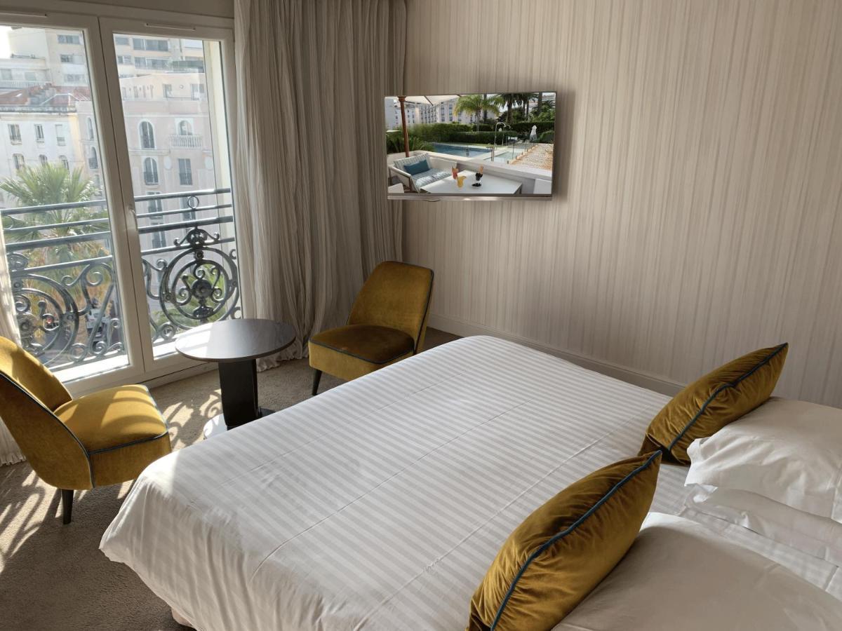 Hotel Le Canberra Cannes Bagian luar foto