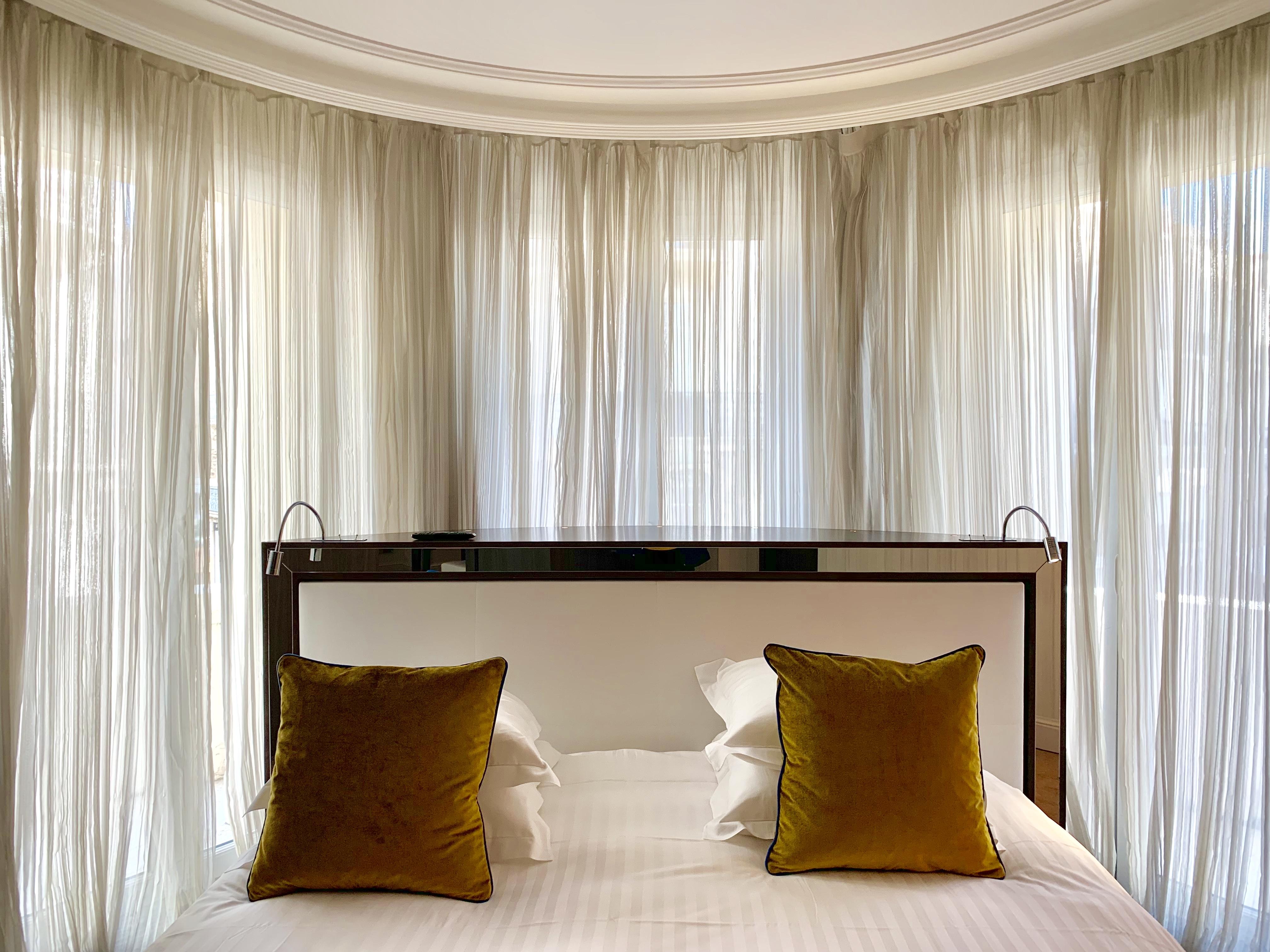 Hotel Le Canberra Cannes Bagian luar foto