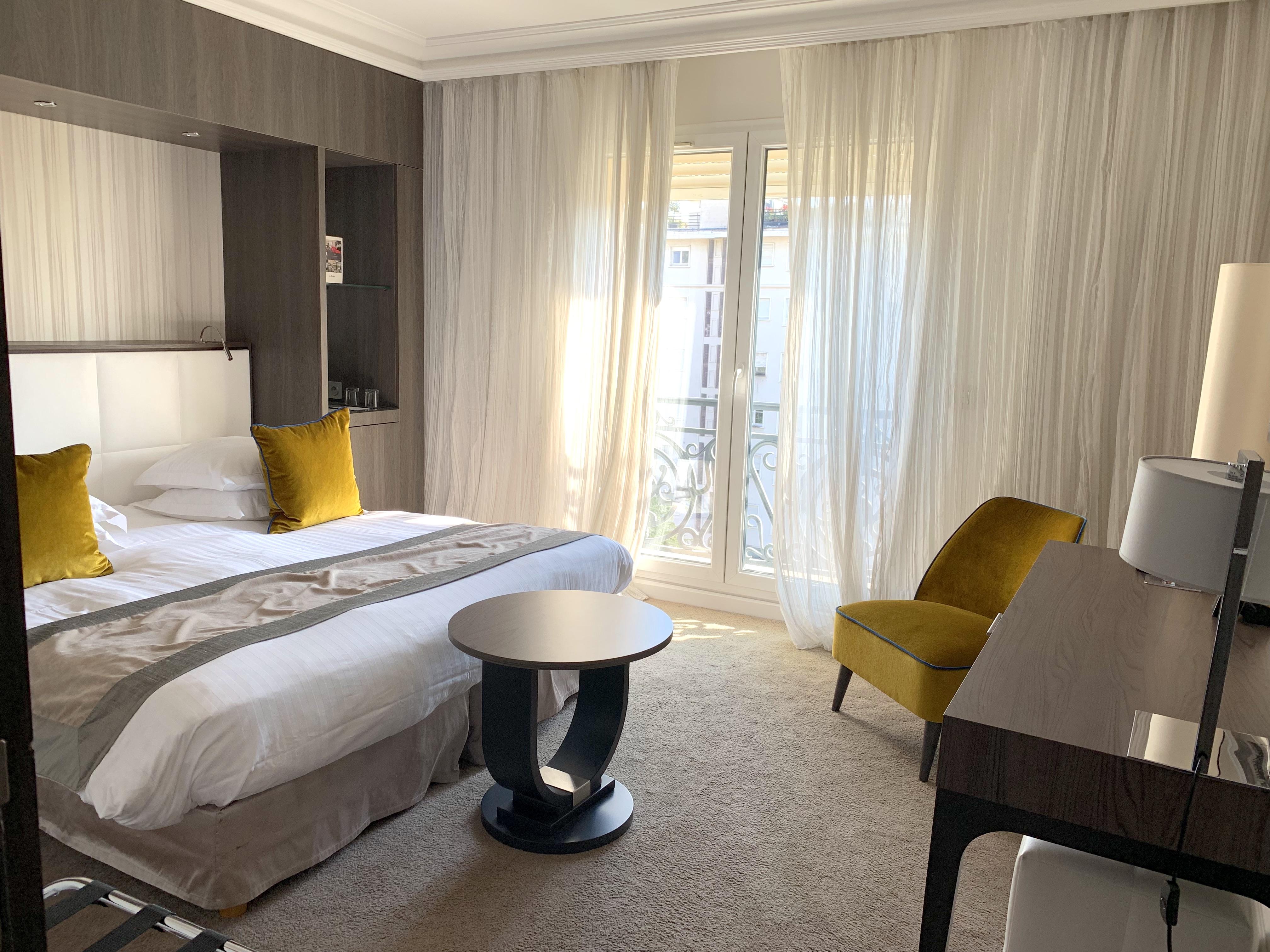 Hotel Le Canberra Cannes Bagian luar foto