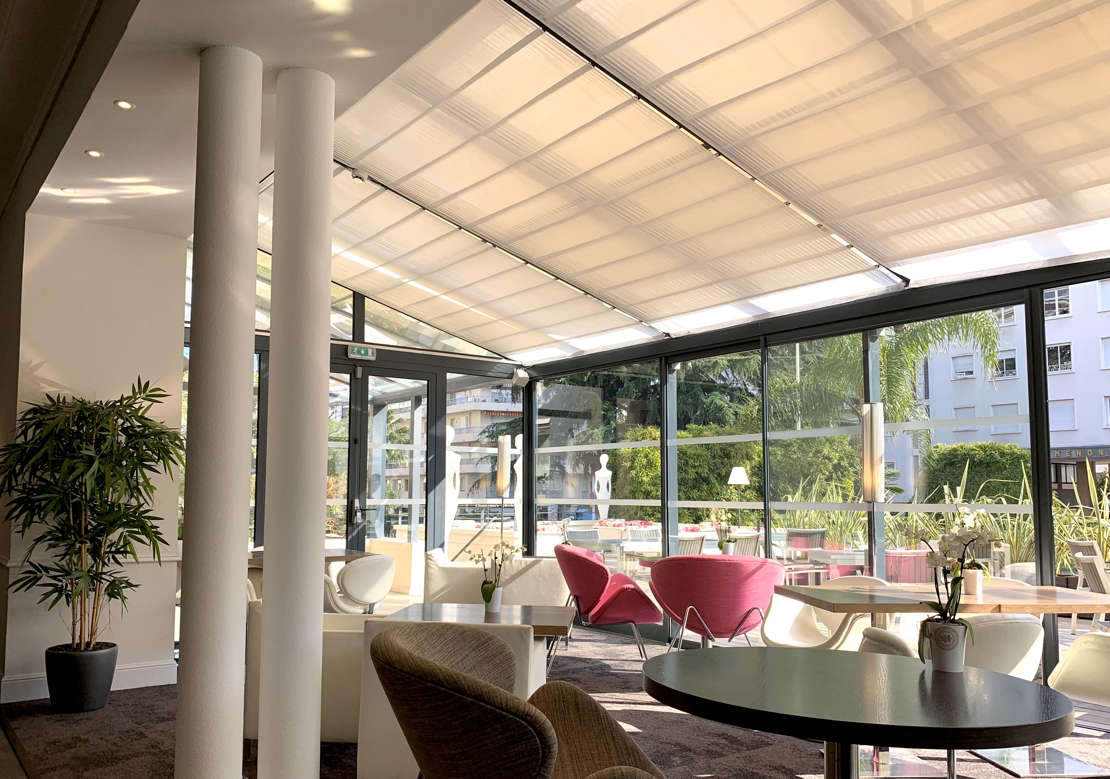 Hotel Le Canberra Cannes Bagian luar foto