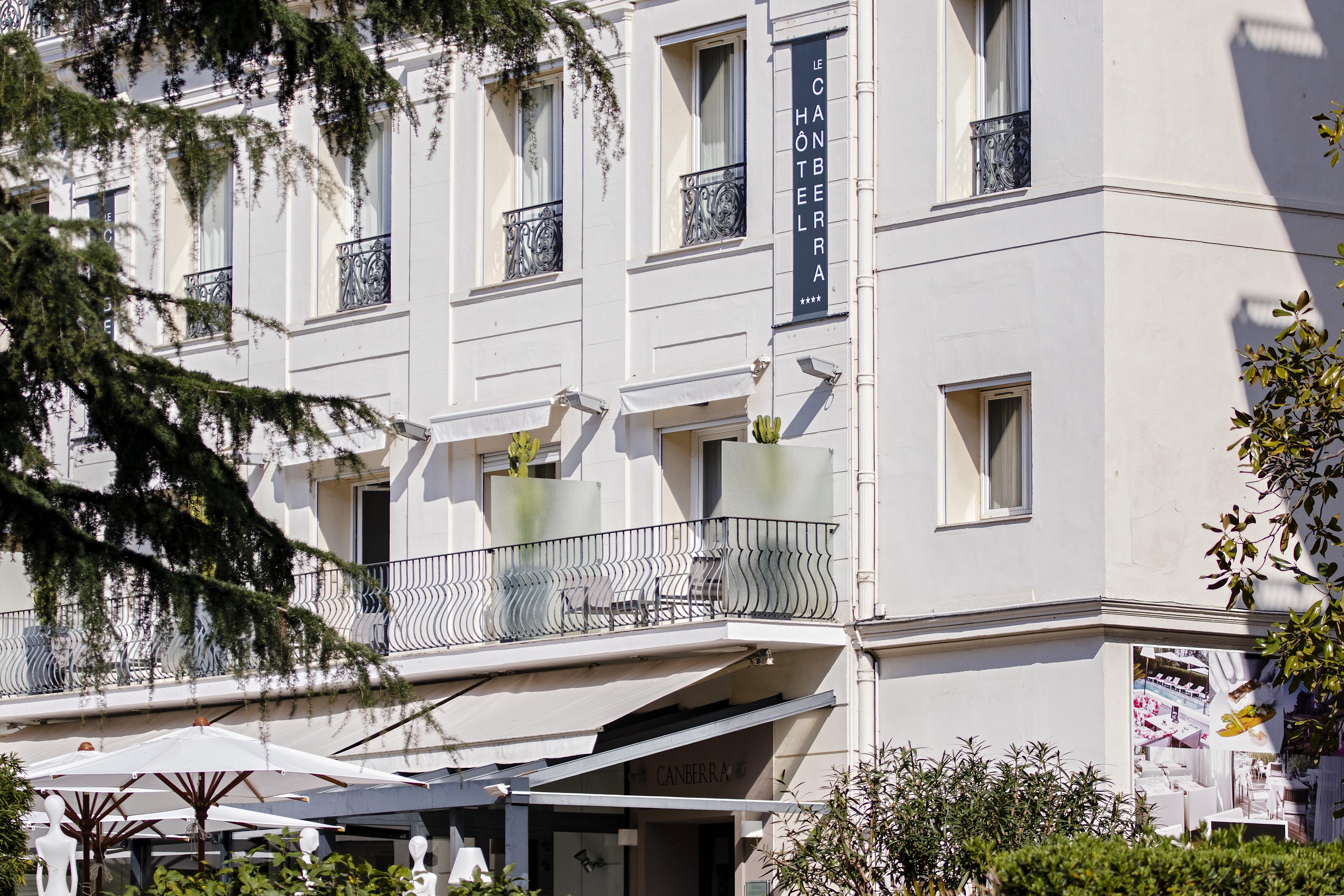 Hotel Le Canberra Cannes Bagian luar foto