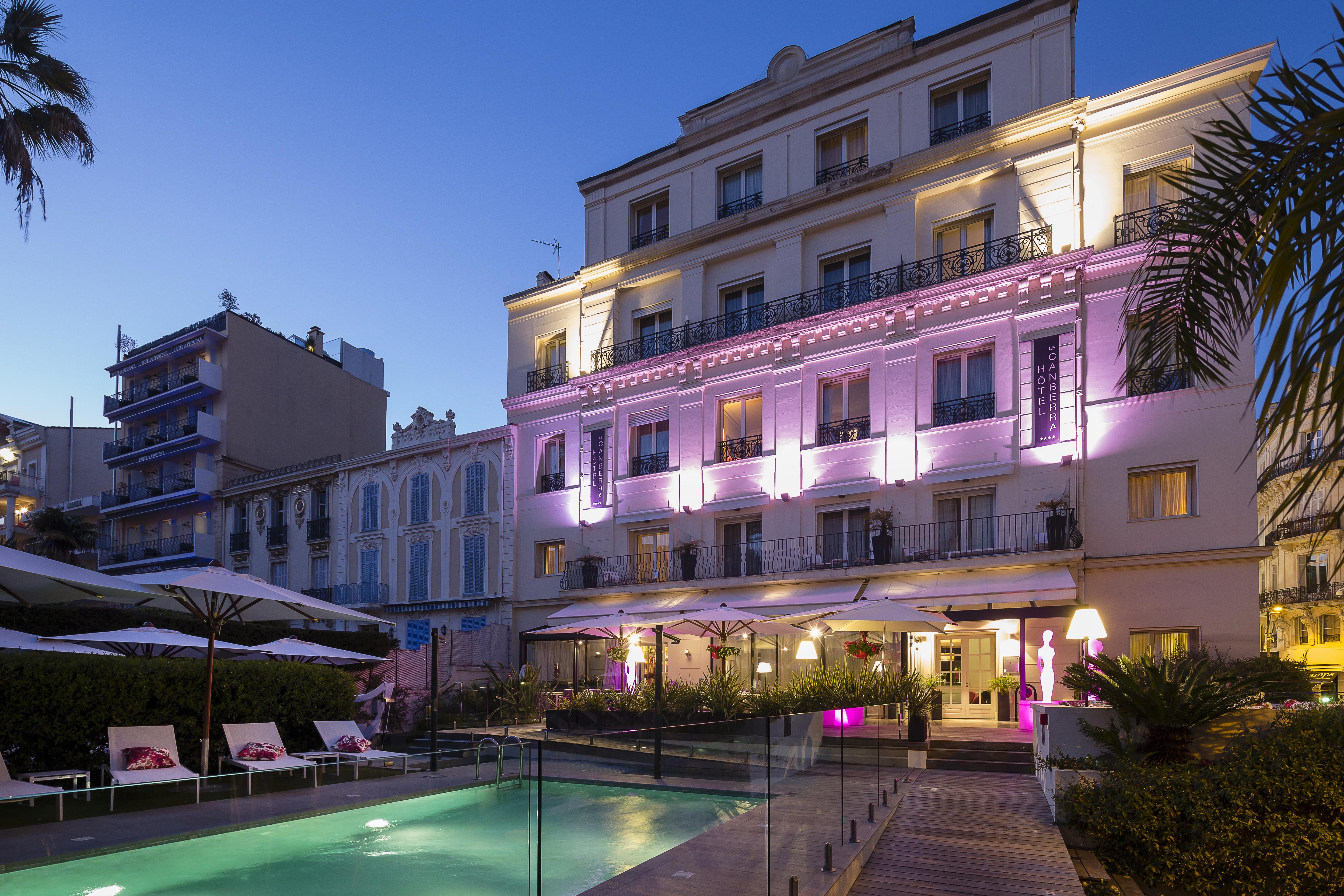 Hotel Le Canberra Cannes Bagian luar foto
