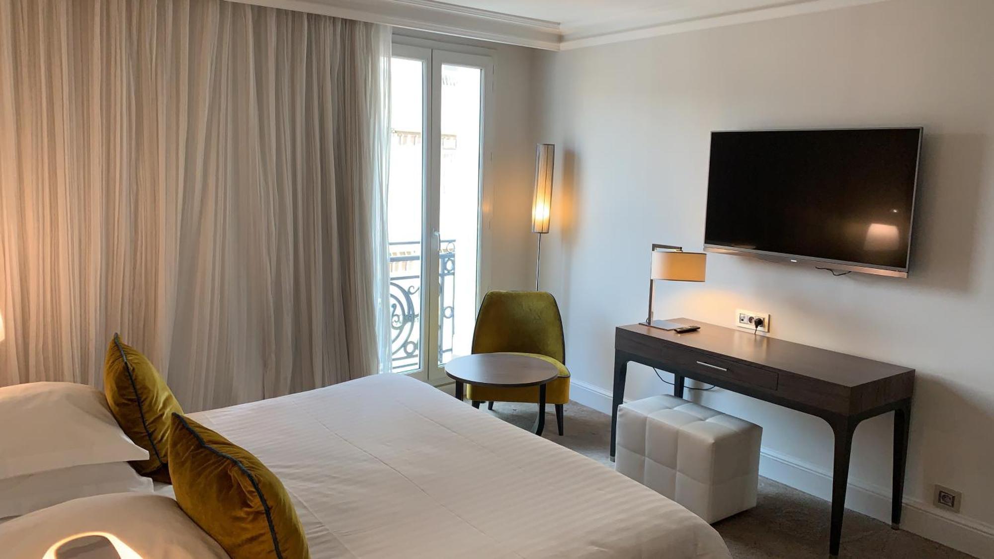 Hotel Le Canberra Cannes Bagian luar foto